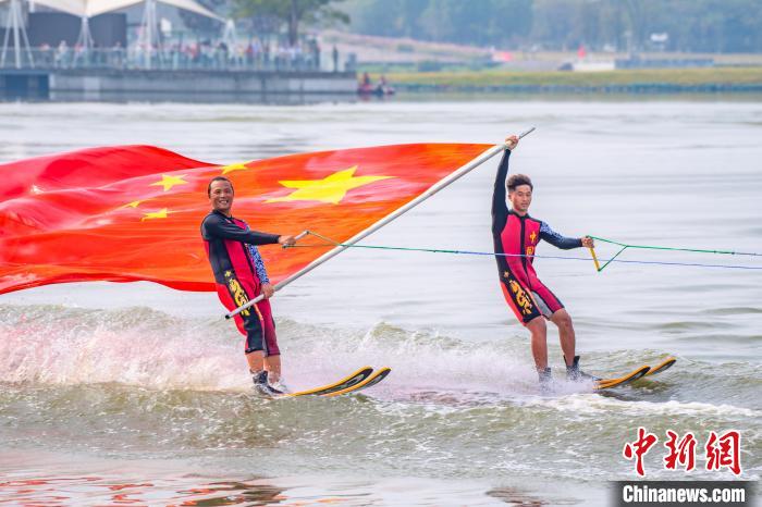 宁波前湾新区杯2023年全国滑水锦标赛在浙江宁波