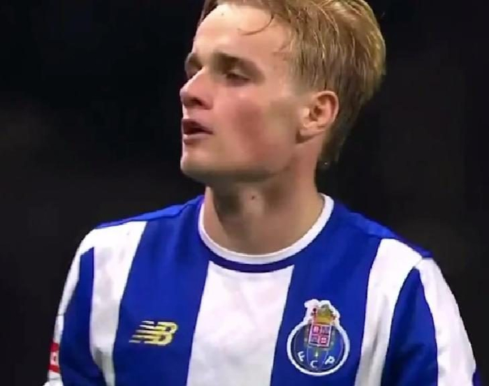 波尔图客场逆转布拉加锁定冠军 瑞士双雄强势领