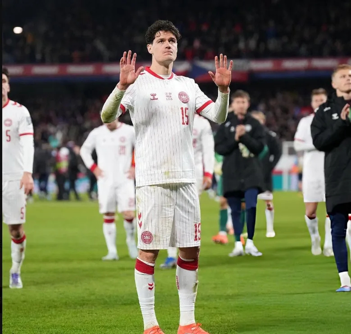 德国2-1加纳哲凯赖什绝杀瑞典晋级世界杯，阿森