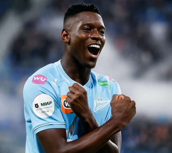 德国2-1加纳哲凯赖什绝杀瑞典晋级世界杯，阿森