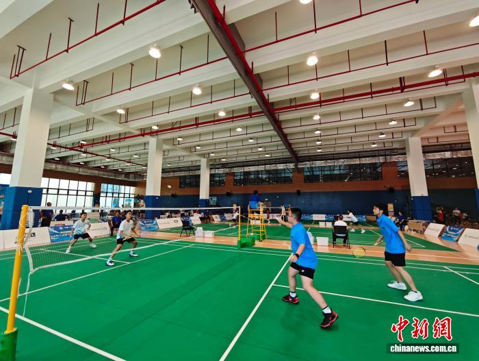 贵州省首届少年“三大球”“三小球”运动会在