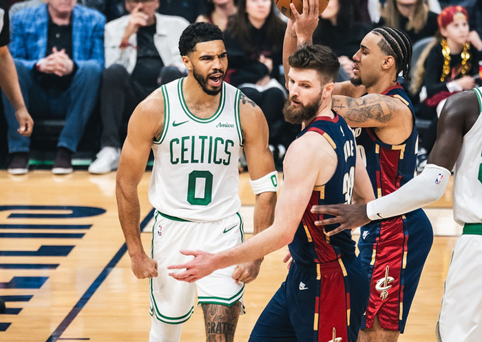 雷霆规则红利成夺冠最大助力 马刺凯尔特人紧追