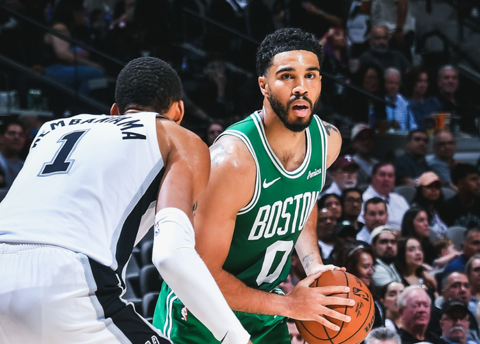 雷霆规则红利成夺冠最大助力 马刺凯尔特人紧追